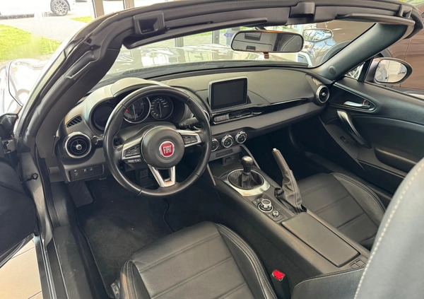 Fiat 124 Spider cena 78800 przebieg: 79800, rok produkcji 2019 z Lwówek małe 121